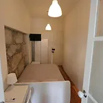 Hostel Rustic Silent Ensuites - Shared Kitchen - Self Check In *