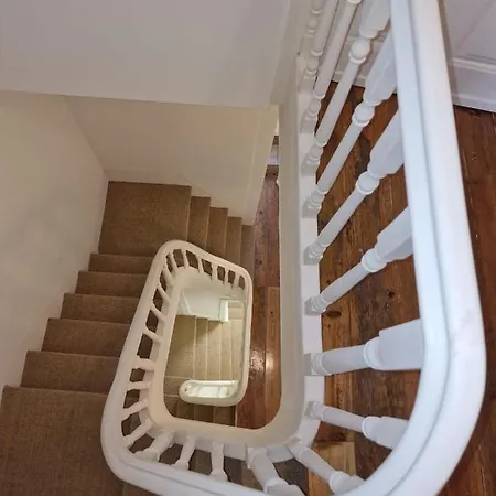 Hostel Rustico Silent *