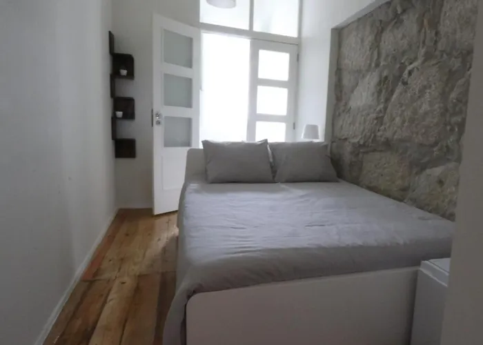 Rustic Silent Ensuites - Shared Kitchen - Self Check In Vandrerhjem Porto